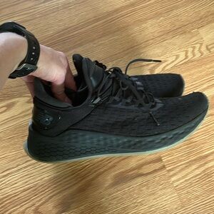 New Balance Fresh Foam Black Lazr